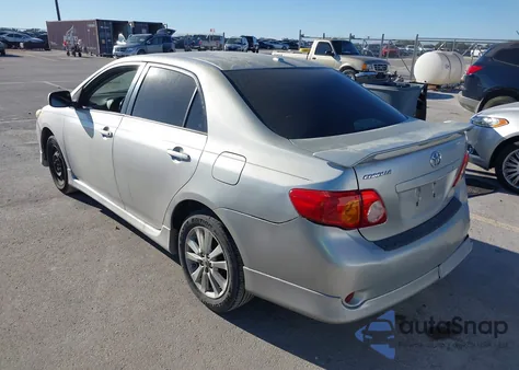 2010 Toyota Corolla S z USA, uszkodzony, nr VIN 1NXBU4EE5AZ229451